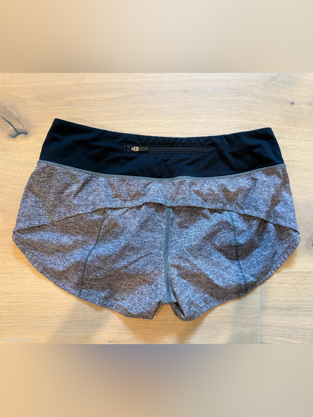 Lululemon Speed Up Shorts 2.5” - Black Waistband Gray Heathered